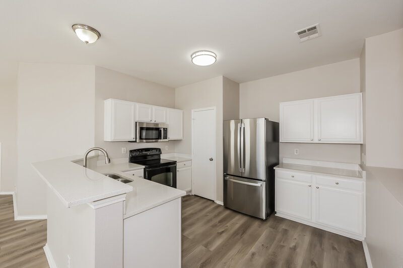 2,575/Mo, 1040 Winding Creek Dr Cedar Hill, TX 75104 Kitchen View