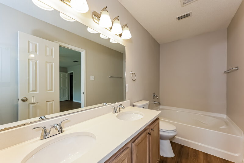 2,095/Mo, 3068 Misty Ridge Ln Rockwall, TX 75032 Main Bathroom View