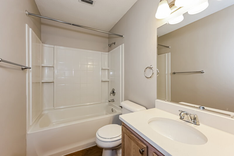 2,095/Mo, 3068 Misty Ridge Ln Rockwall, TX 75032 Bathroom View 2