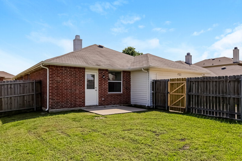 2,095/Mo, 3068 Misty Ridge Ln Rockwall, TX 75032 Rear View
