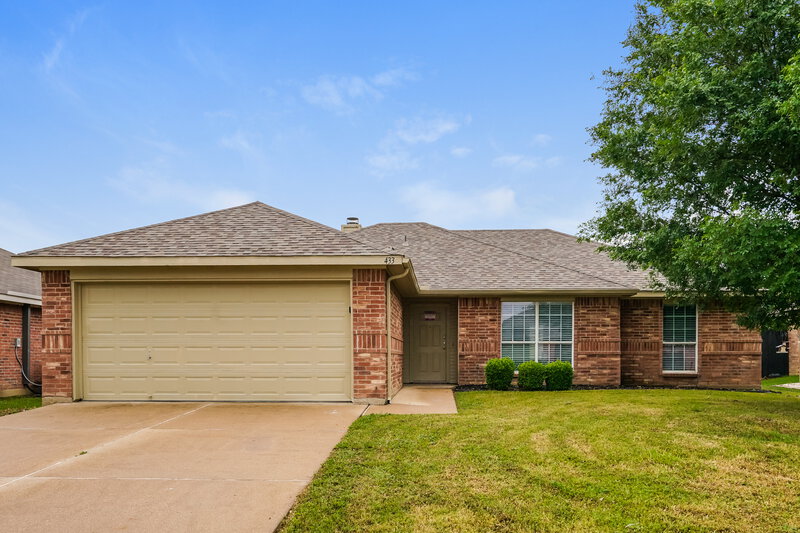 2,170/Mo, 433 Hanover St Burleson, TX 76028 External View