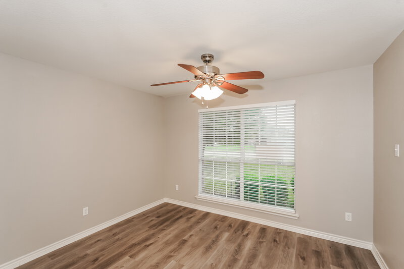 2,170/Mo, 433 Hanover St Burleson, TX 76028 Bedroom View 3