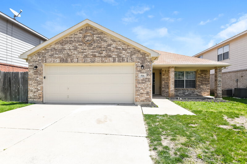 2,050/Mo, 516 Tweeter Dr Fort Worth, TX 76108 External View