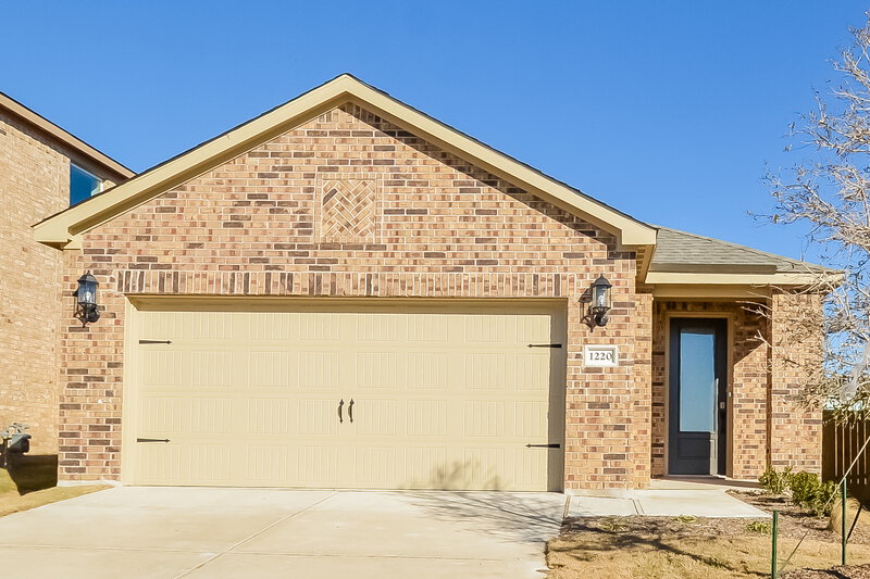 2,085/Mo, 1220 Princeton Hts Princeton, TX 75407 External View