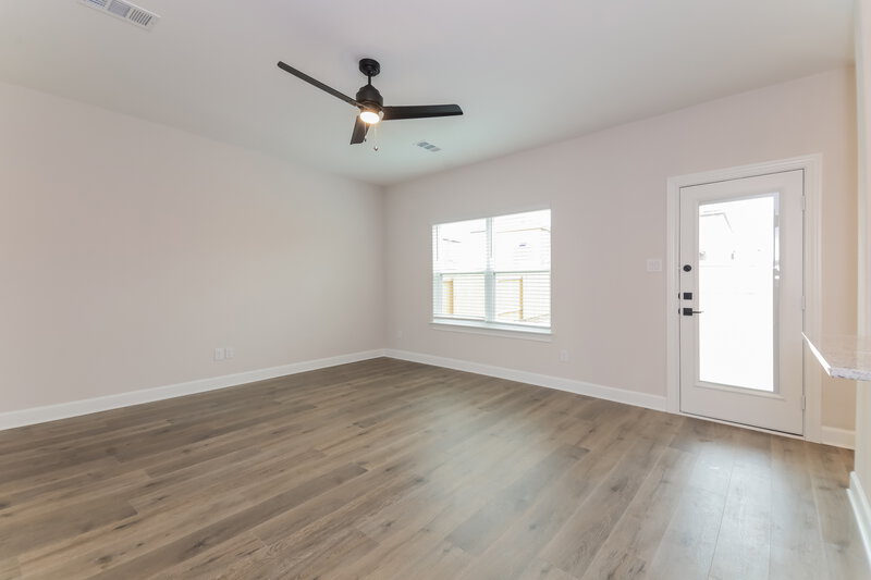 2,150/Mo, 1200 Princeton Hts Princeton, TX 75407 Living Room View 3