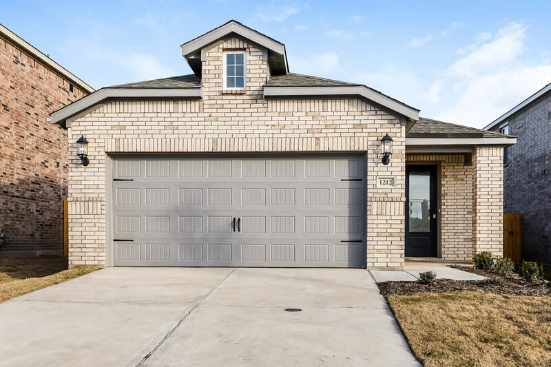2,105/Mo, 1212 Princeton Hts Princeton, TX 75407 External View