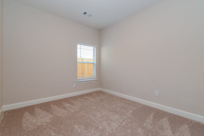 2,105/Mo, 1212 Princeton Hts Princeton, TX 75407 Bedroom View 2