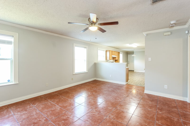 2,185/Mo, 4812 Waterford Dr Fort Worth, TX 76179 Living Room View 3