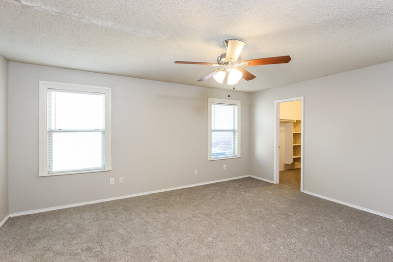 2,185/Mo, 4812 Waterford Dr Fort Worth, TX 76179 Main Bedroom View