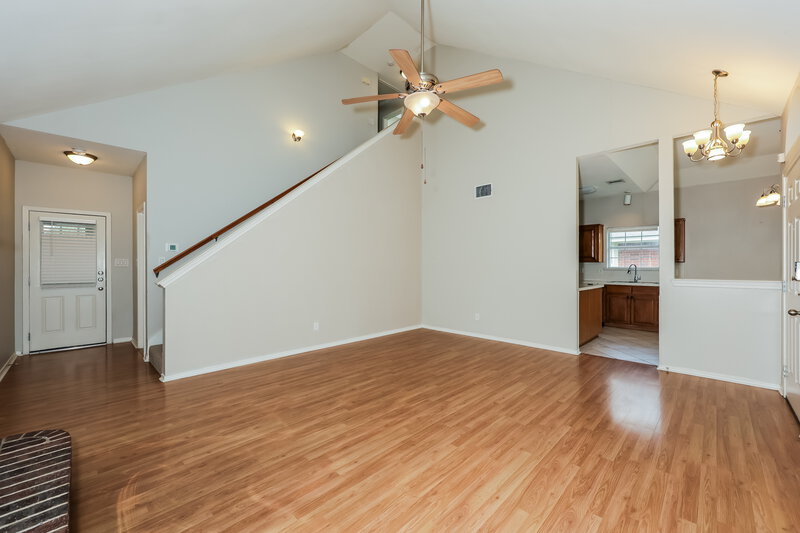 2,370/Mo, 1453 Ridgecreek Dr Lewisville, TX 75067 Living Room View 2