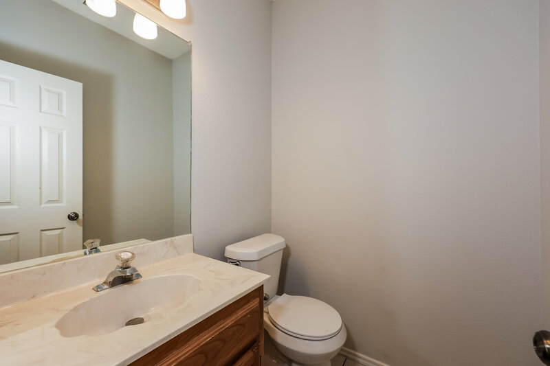 2,370/Mo, 1453 Ridgecreek Dr Lewisville, TX 75067 Bathroom View