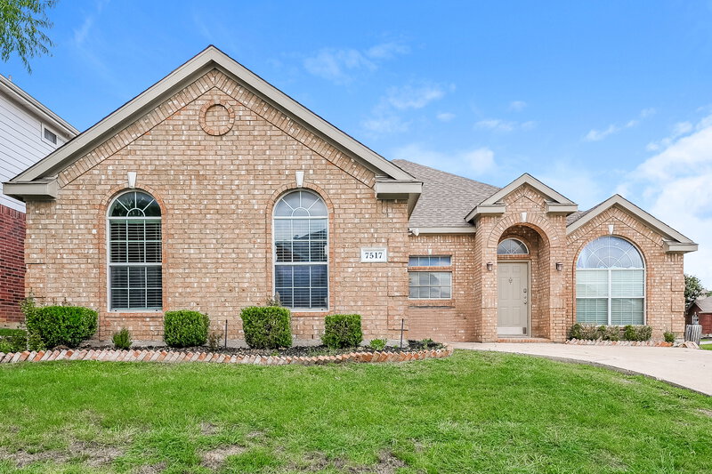 2,385/Mo, 7517 Creek Meadow Dr Fort Worth, TX 76123 External View