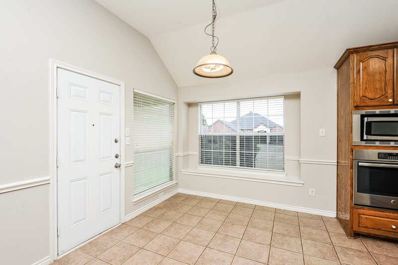 2,385/Mo, 7517 Creek Meadow Dr Fort Worth, TX 76123 Breakfast Nook View