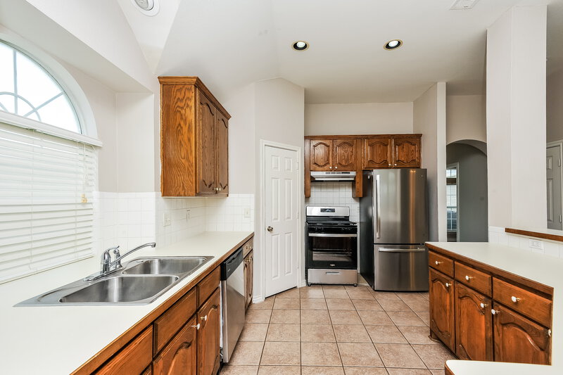 2,385/Mo, 7517 Creek Meadow Dr Fort Worth, TX 76123 Kitchen View
