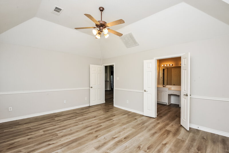 2,385/Mo, 7517 Creek Meadow Dr Fort Worth, TX 76123 Main Bedroom View 2