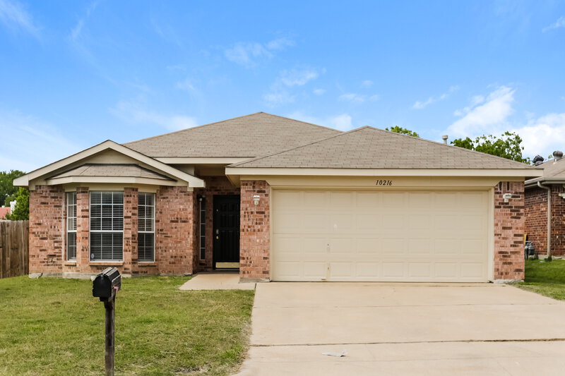 2,260/Mo, 10216 Pleasant Mound Dr Fort Worth, TX 76108 External View