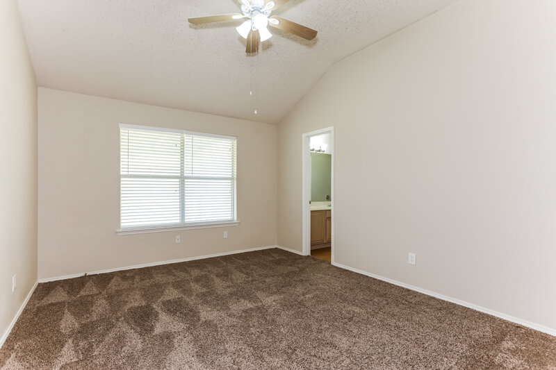2,260/Mo, 10216 Pleasant Mound Dr Fort Worth, TX 76108 Main Bedroom View