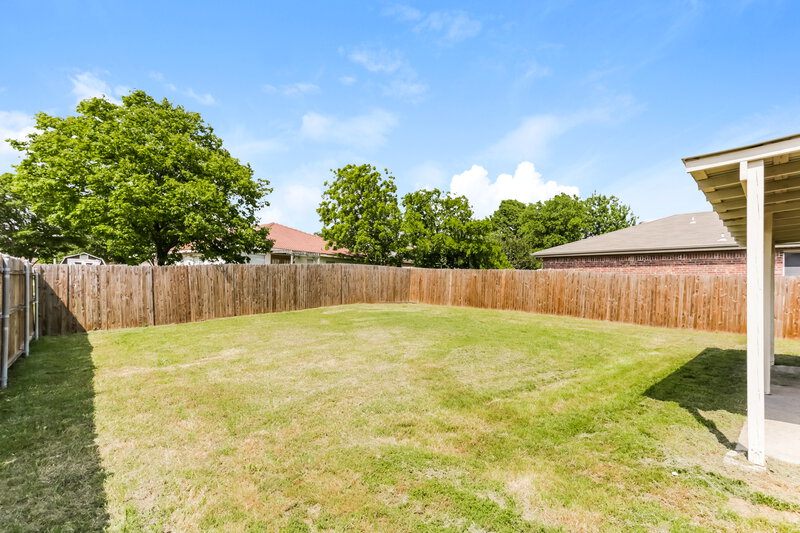 2,260/Mo, 10216 Pleasant Mound Dr Fort Worth, TX 76108 Rear View 2