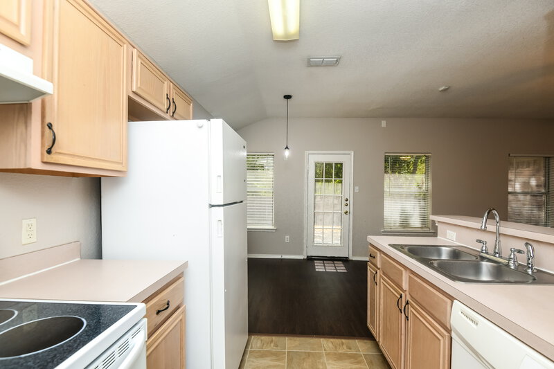 2,730/Mo, 6371 Riverwater Trl Fort Worth, TX 76179 Kitchen View 3