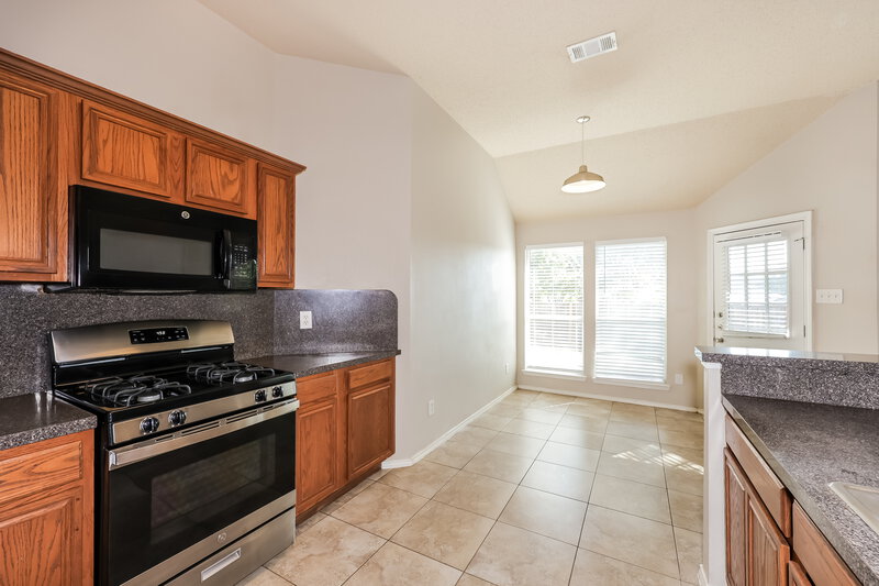 1,850/Mo, 133 Pinion Ln Rockwall, TX 75032 Kitchen View 3