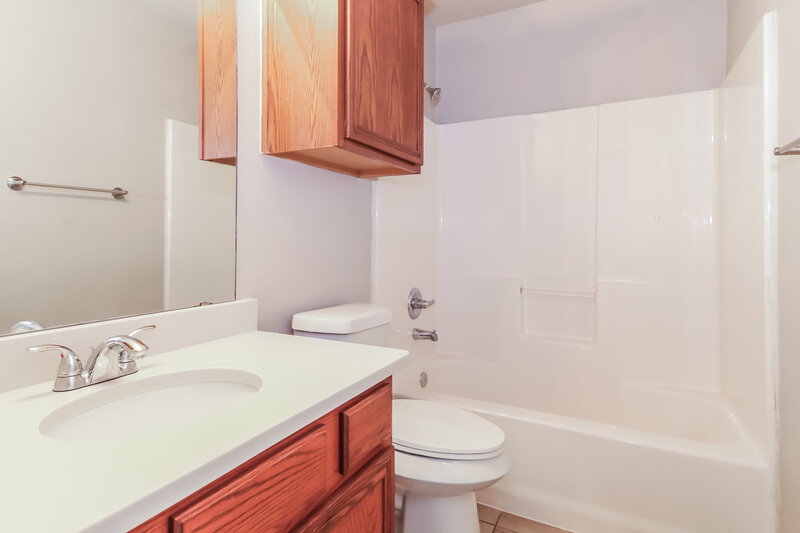 1,950/Mo, 133 Pinion Ln Rockwall, TX 75032 Bathroom View