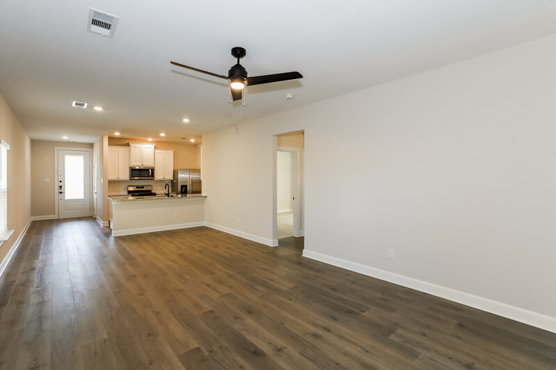 1,945/Mo, 1106 Princeton Hts Princeton, TX 75407 Living Room View