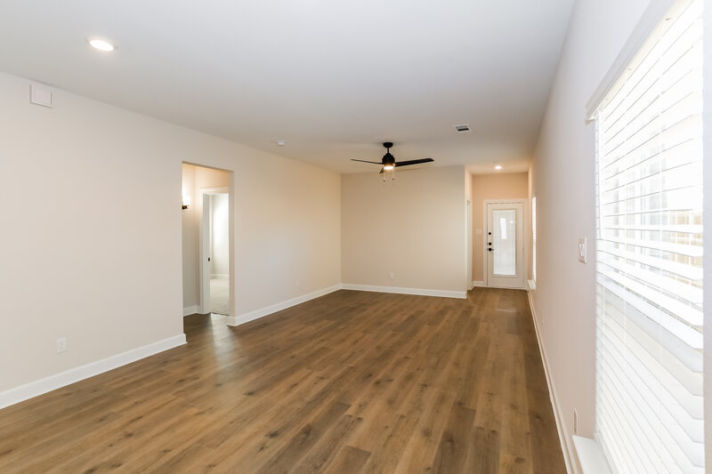 1,945/Mo, 1106 Princeton Hts Princeton, TX 75407 Dining Room View 2