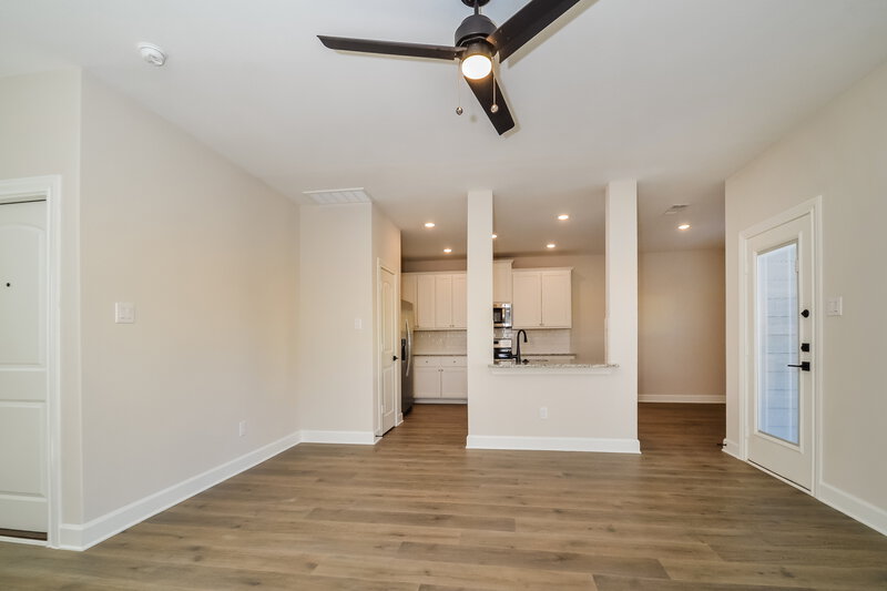 1,790/Mo, 1102 Princeton Hts Princeton, TX 75407 Living Room View 2