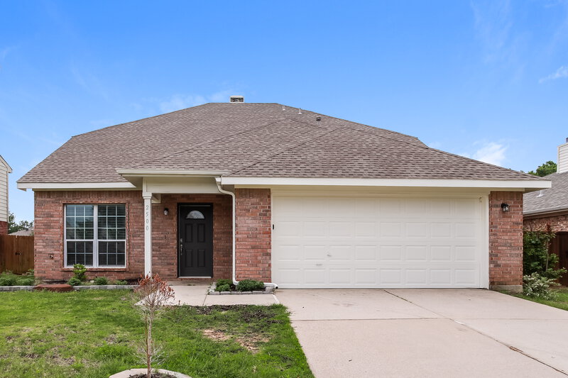 3,650/Mo, 2500 Briar Forest Dr Denton, TX 76210 External View