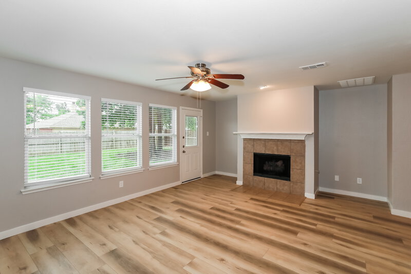 3,650/Mo, 2500 Briar Forest Dr Denton, TX 76210 Living Room View