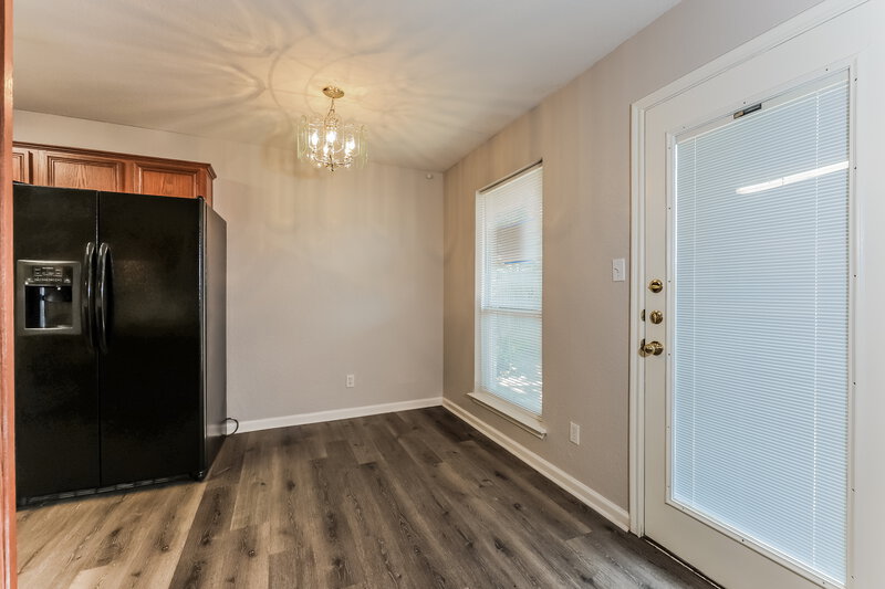 1,980/Mo, 7204 Fossil Garden Dr Arlington, TX 76002 Dining Room View