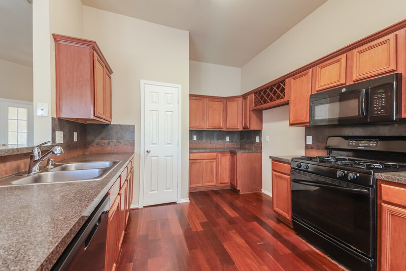 2,275/Mo, 181 Pinion Ln Rockwall, TX 75032 Kitchen View 3