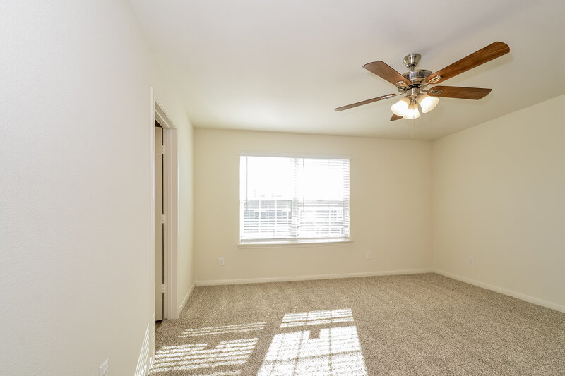 2,690/Mo, 218 Marsh Ln Princeton, TX 75407 Main Bedroom View