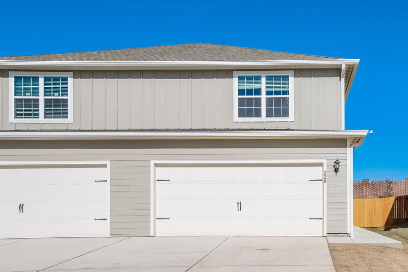 1,875/Mo, 220 Marsh Ln Princeton, TX 75407 External View