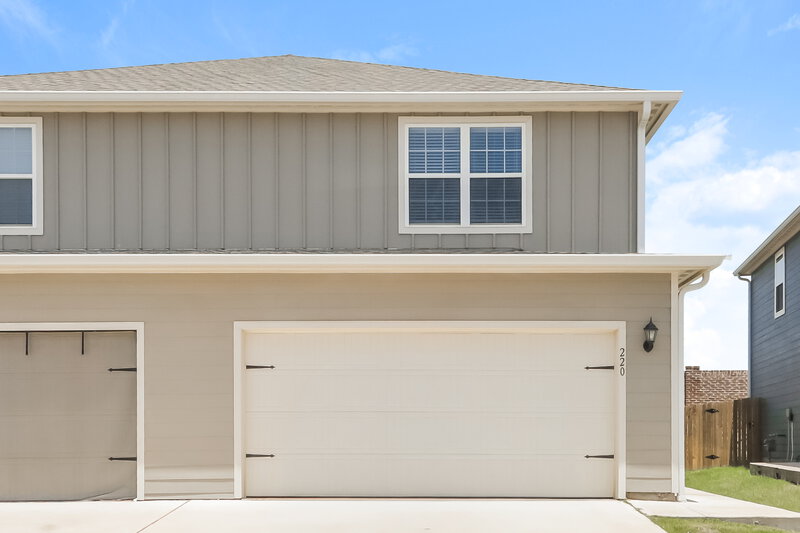 1,735/Mo, 220 Marsh Ln Princeton, TX 75407 External View