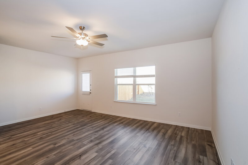 1,875/Mo, 220 Marsh Ln Princeton, TX 75407 Misc View 2