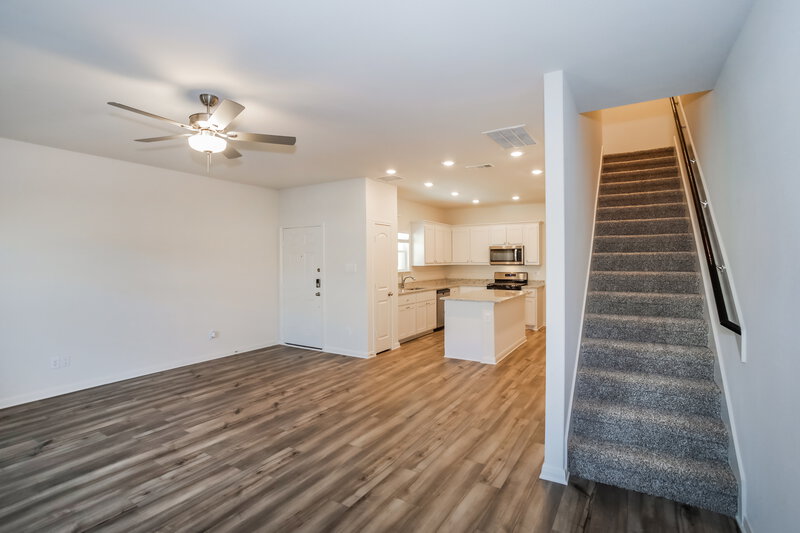 1,875/Mo, 220 Marsh Ln Princeton, TX 75407 Misc View 3