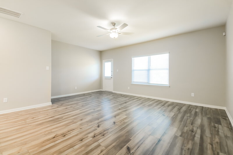 1,735/Mo, 220 Marsh Ln Princeton, TX 75407 Misc View 3