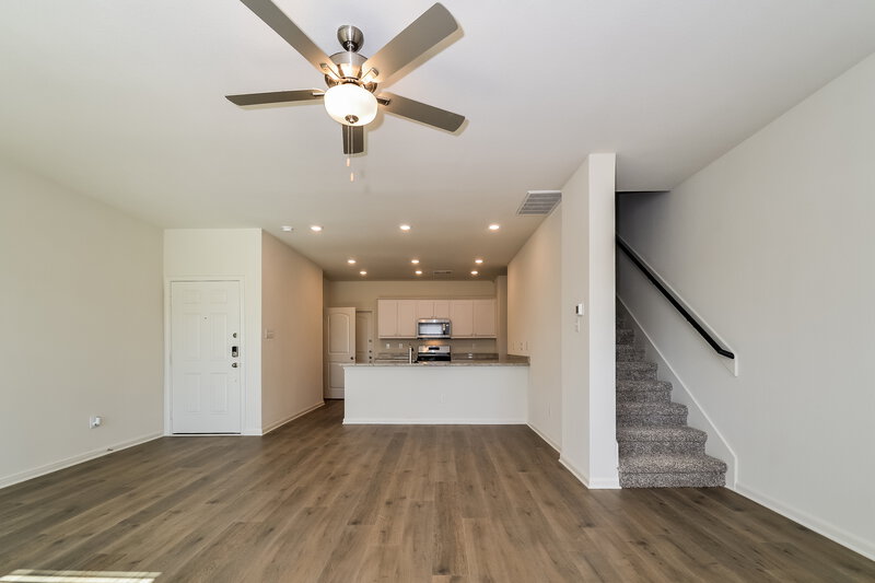 1,895/Mo, 211 Marsh Ln Princeton, TX 75407 Living Room View 2