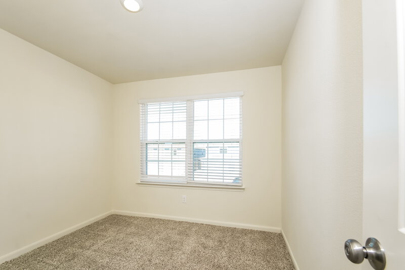 1,895/Mo, 211 Marsh Ln Princeton, TX 75407 Bedroom View 2