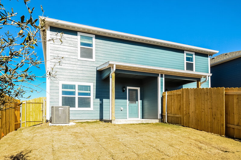 1,895/Mo, 211 Marsh Ln Princeton, TX 75407 Rear View 2