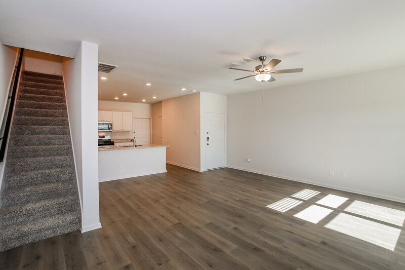 1,980/Mo, 213 Marsh Ln Princeton, TX 75407 Living Room View