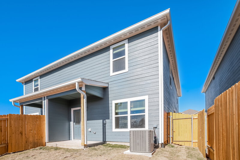 1,980/Mo, 213 Marsh Ln Princeton, TX 75407 Rear View