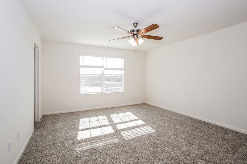 1,735/Mo, 212 Marsh Ln Princeton, TX 75407 Main Bedroom View