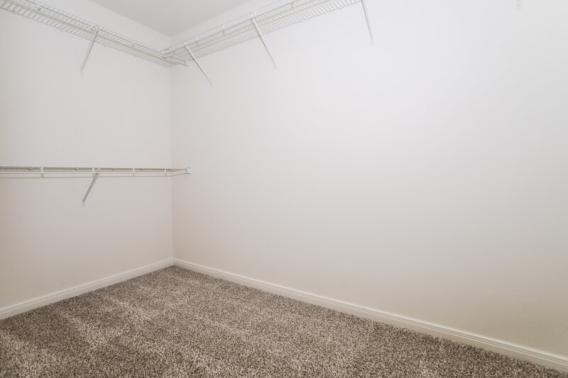 1,735/Mo, 212 Marsh Ln Princeton, TX 75407 Walk In Closet View