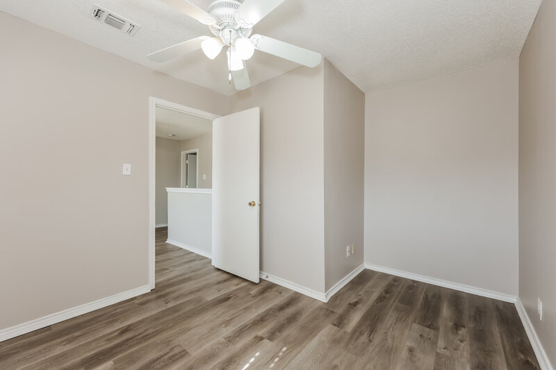 2,570/Mo, 2101 Delaford Dr Arlington, TX 76002 Bedroom View 3