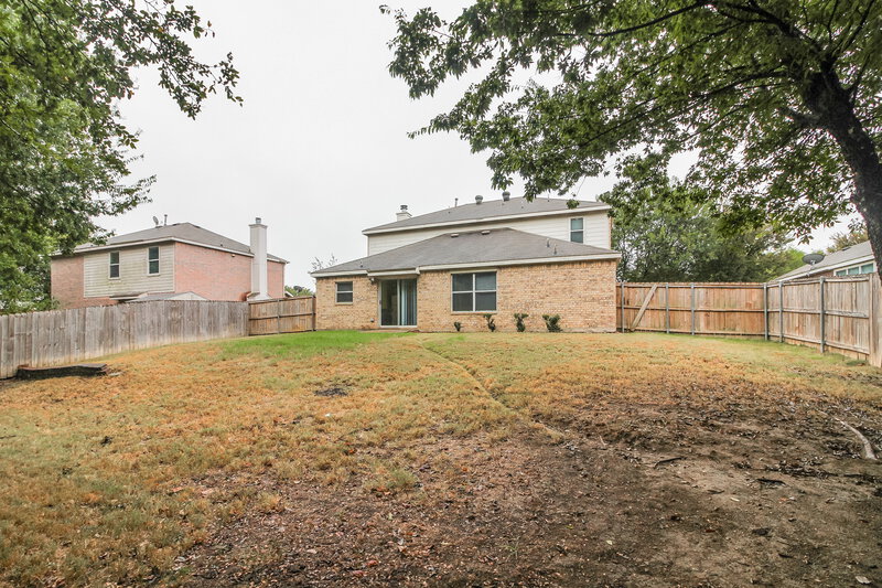2,110/Mo, 821 Monette Dr Glenn Heights, TX 75154 Rear View