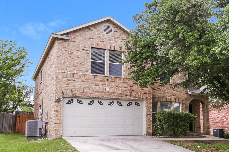 2,500/Mo, 629 Gibson St Cedar Hill, TX 75104 Front View