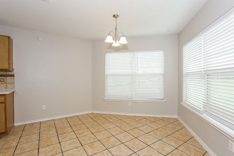 2,500/Mo, 629 Gibson St Cedar Hill, TX 75104 Dining Room View