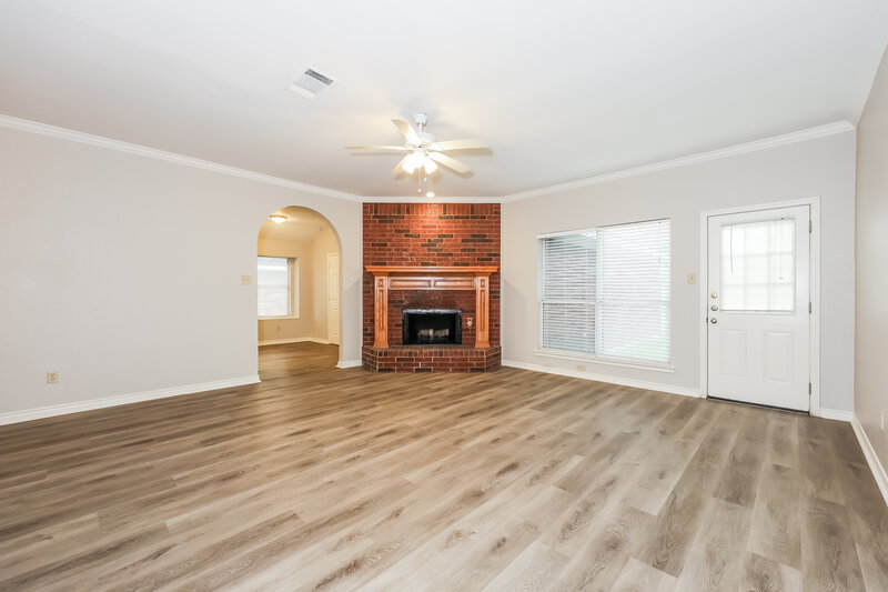 2,445/Mo, 7605 Colfax Dr Rowlett, TX 75089 Living Room View